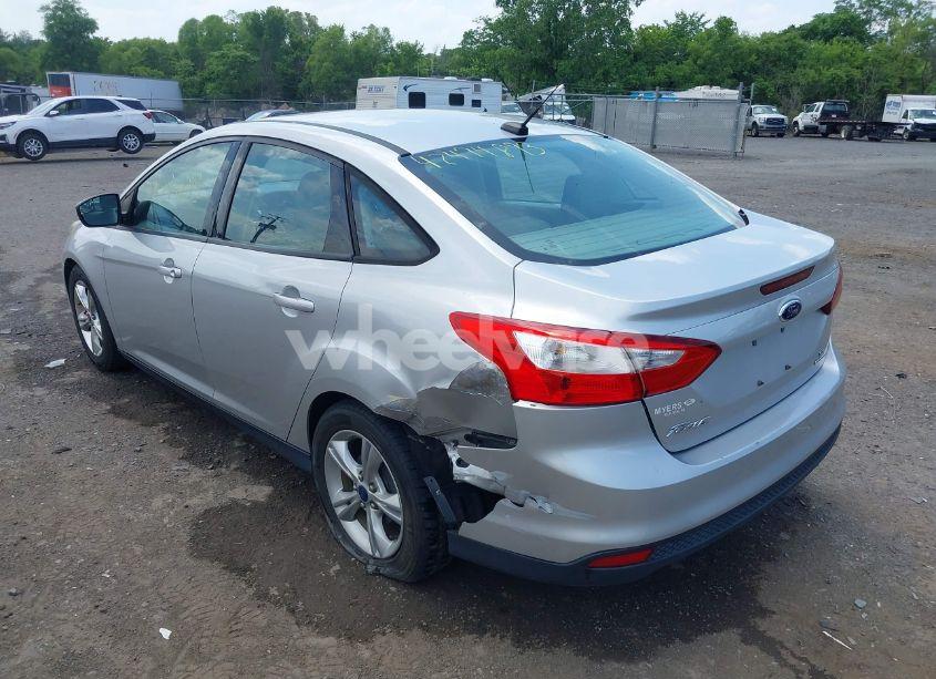 Photo 6 of 2014 Ford Focus SE (VIN 1FADP3F23EL189830)