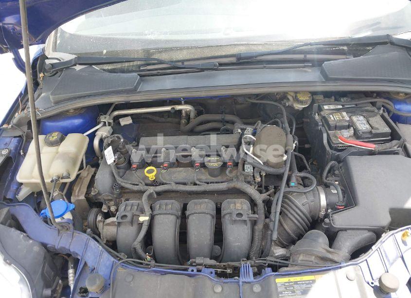 Photo 10 of 2014 Ford Focus SE (VIN 1FADP3F23EL205640)