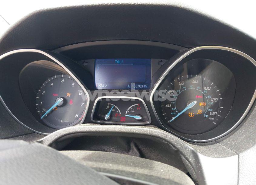 Photo 7 of 2014 Ford Focus SE (VIN 1FADP3F23EL205640)