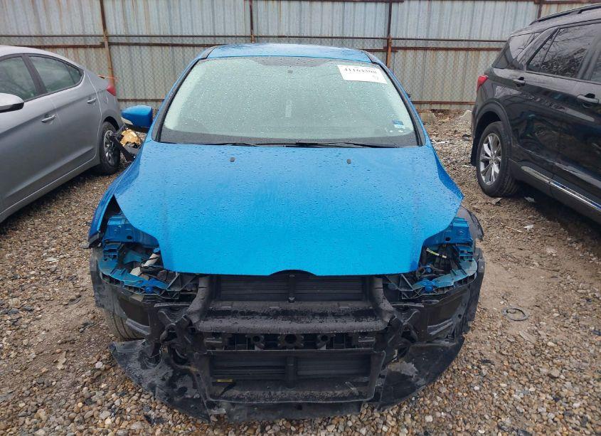 Photo 13 of 2014 Ford Focus SE (VIN 1FADP3F23EL217304)