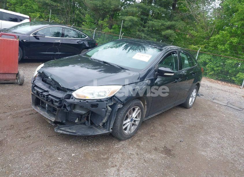 Photo 2 of 2014 Ford Focus SE (VIN 1FADP3F23EL222955)