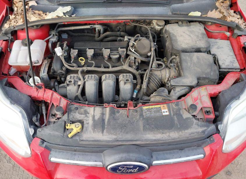 Photo 10 of 2014 Ford Focus SE (VIN 1FADP3F23EL237679)