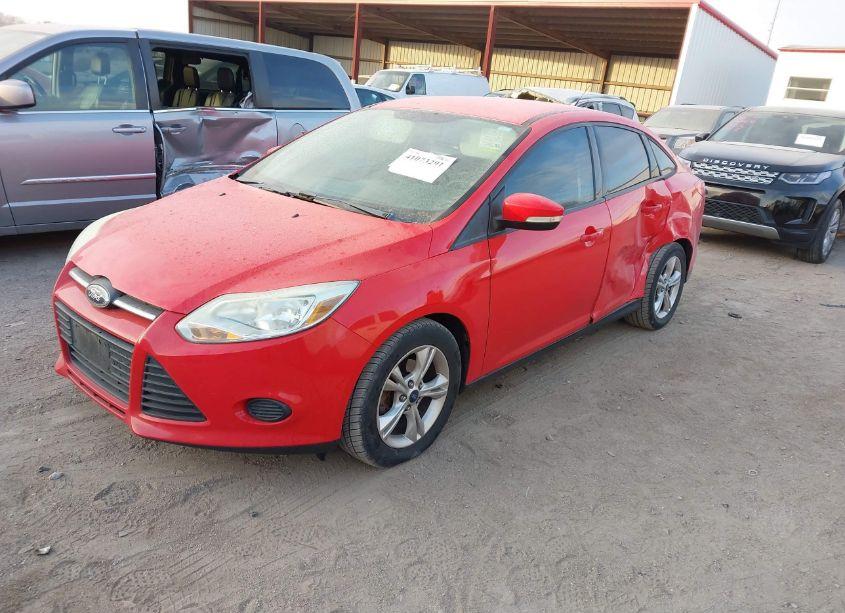 Photo 2 of 2014 Ford Focus SE (VIN 1FADP3F23EL237679)