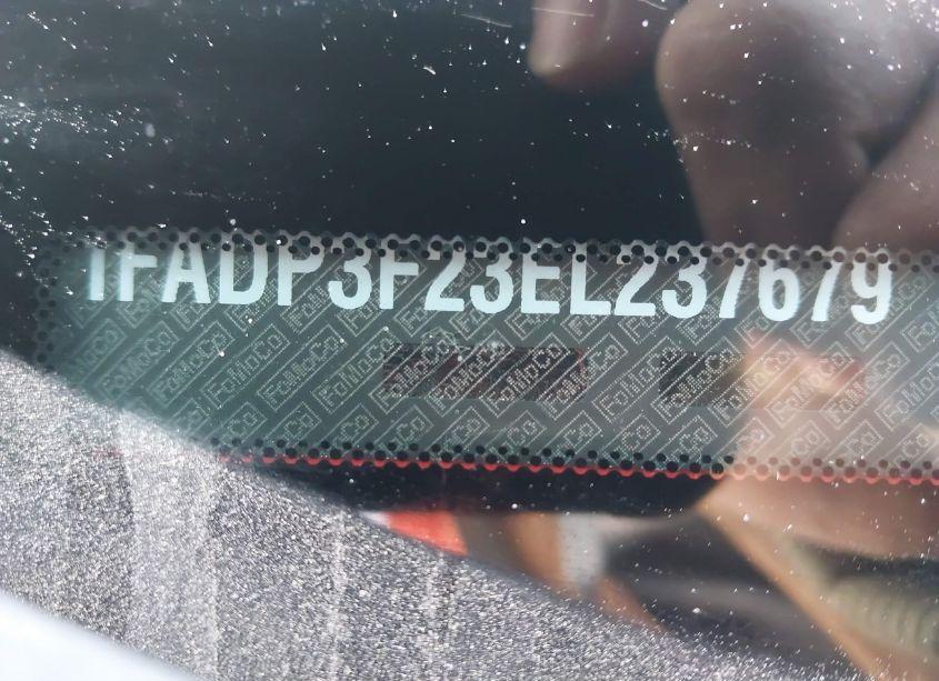 Photo 9 of 2014 Ford Focus SE (VIN 1FADP3F23EL237679)