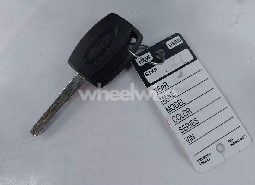 Photo 11 of 2014 Ford Focus SE (VIN 1FADP3F23EL285814)