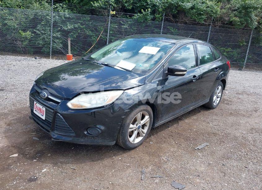 Photo 2 of 2014 Ford Focus SE (VIN 1FADP3F23EL307360)