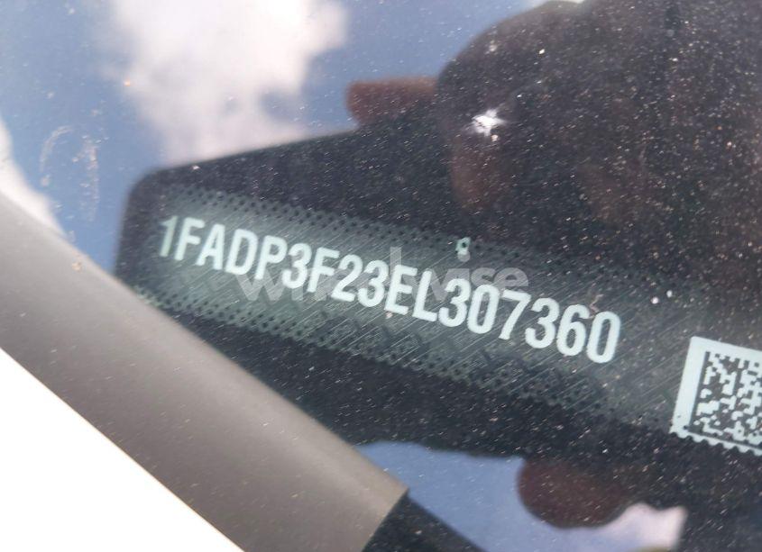 Photo 9 of 2014 Ford Focus SE (VIN 1FADP3F23EL307360)