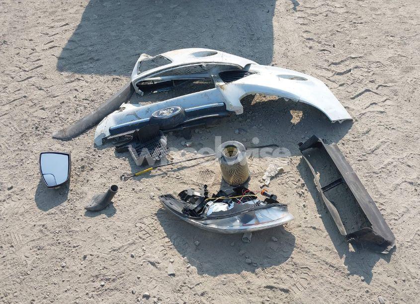 Photo 12 of 2014 Ford Focus SE (VIN 1FADP3F23EL320576)