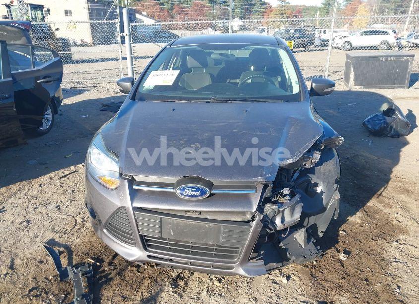 Photo 12 of 2014 Ford Focus SE (VIN 1FADP3F23EL344229)