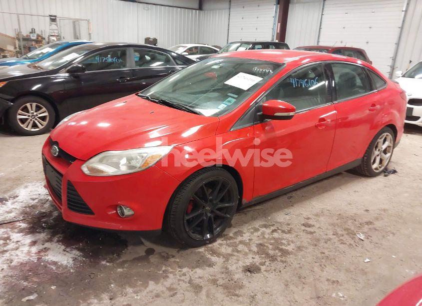 Photo 2 of 2014 Ford Focus SE (VIN 1FADP3F23EL344361)