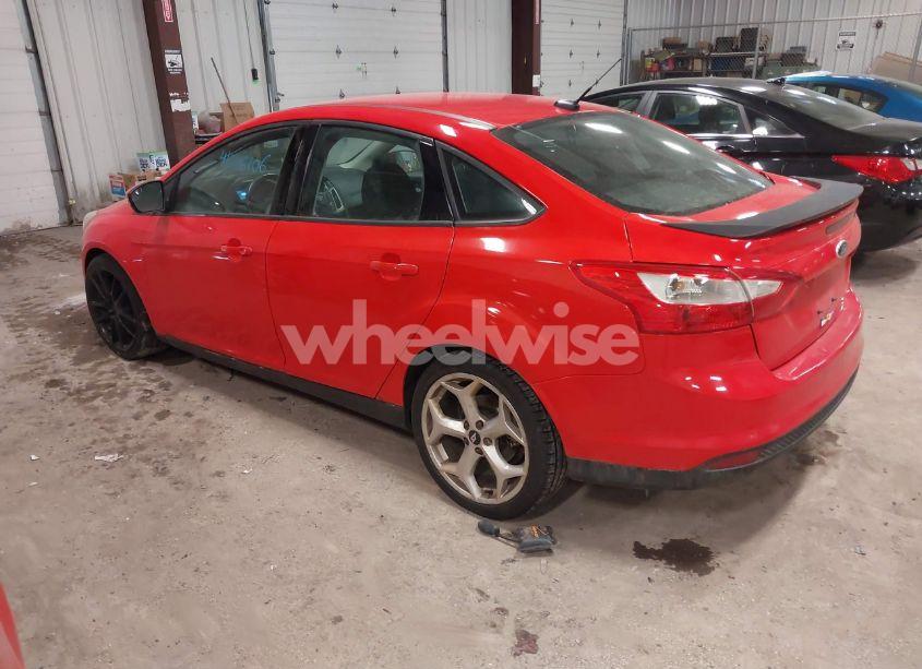 Photo 3 of 2014 Ford Focus SE (VIN 1FADP3F23EL344361)