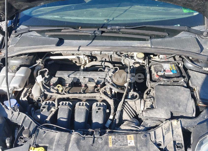 Photo 10 of 2014 Ford Focus SE (VIN 1FADP3F23EL361550)