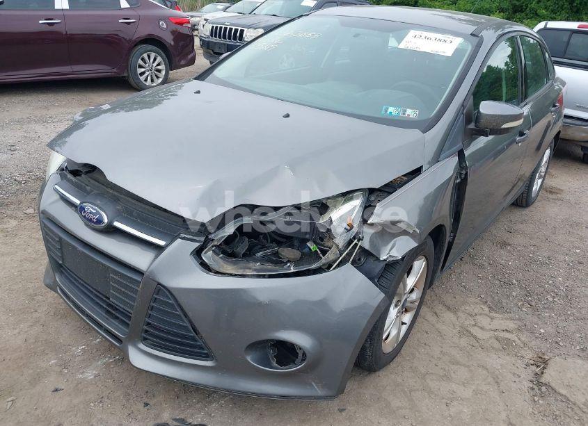 Photo 13 of 2014 Ford Focus SE (VIN 1FADP3F23EL366943)