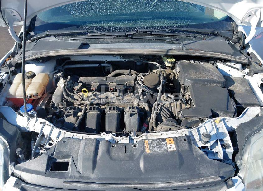 Photo 10 of 2014 Ford Focus SE (VIN 1FADP3F23EL374220)