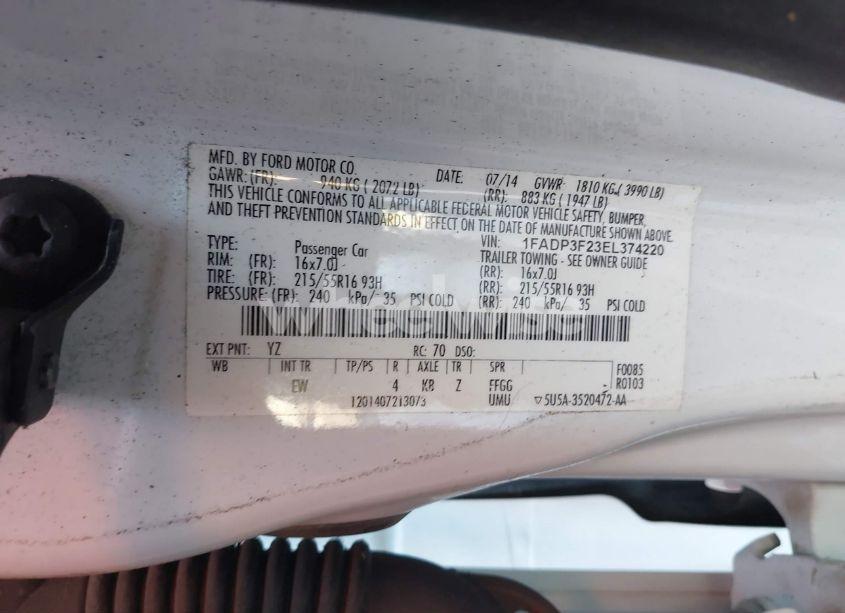 Photo 9 of 2014 Ford Focus SE (VIN 1FADP3F23EL374220)