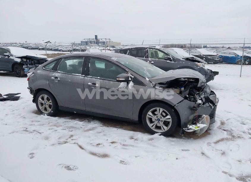 Photo 14 of 2014 Ford Focus SE (VIN 1FADP3F23EL391020)