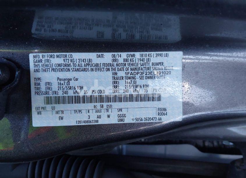 Photo 9 of 2014 Ford Focus SE (VIN 1FADP3F23EL391020)