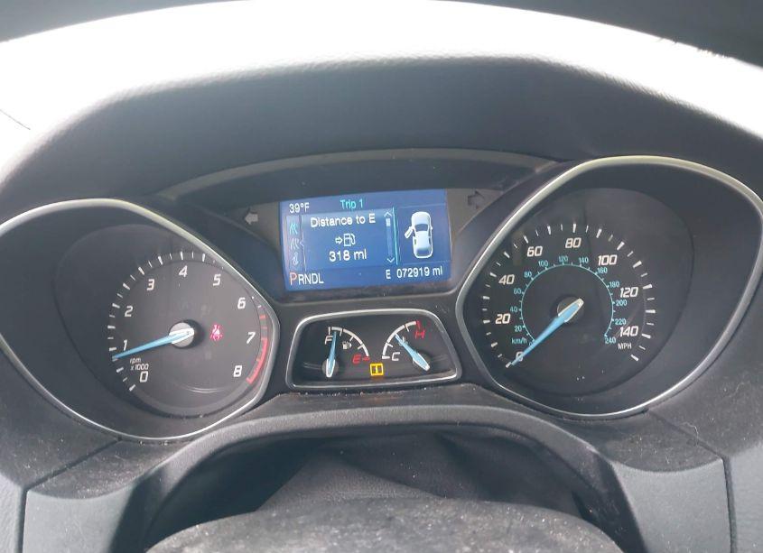 Photo 7 of 2014 Ford Focus SE (VIN 1FADP3F23EL404915)