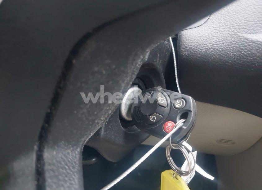 Photo 11 of 2014 Ford Focus SE (VIN 1FADP3F23EL425828)