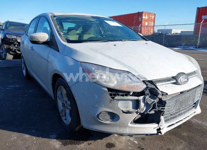 Photo 6 of 2014 Ford Focus SE (VIN 1FADP3F23EL431256)