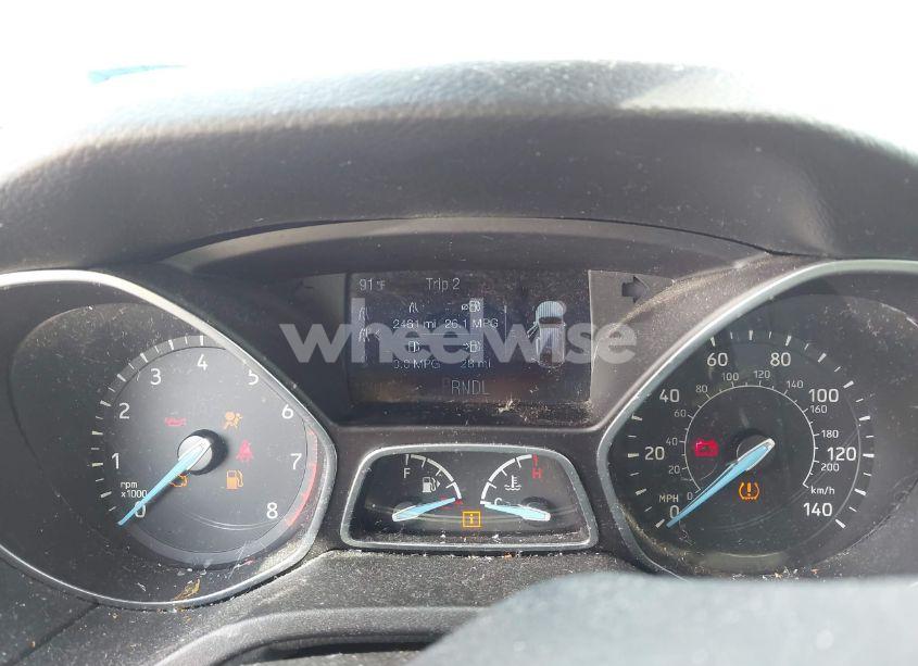 Photo 7 of 2015 Ford Focus SE (VIN 1FADP3F23FL233620)