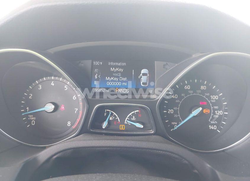 Photo 7 of 2015 Ford Focus SE (VIN 1FADP3F23FL247162)