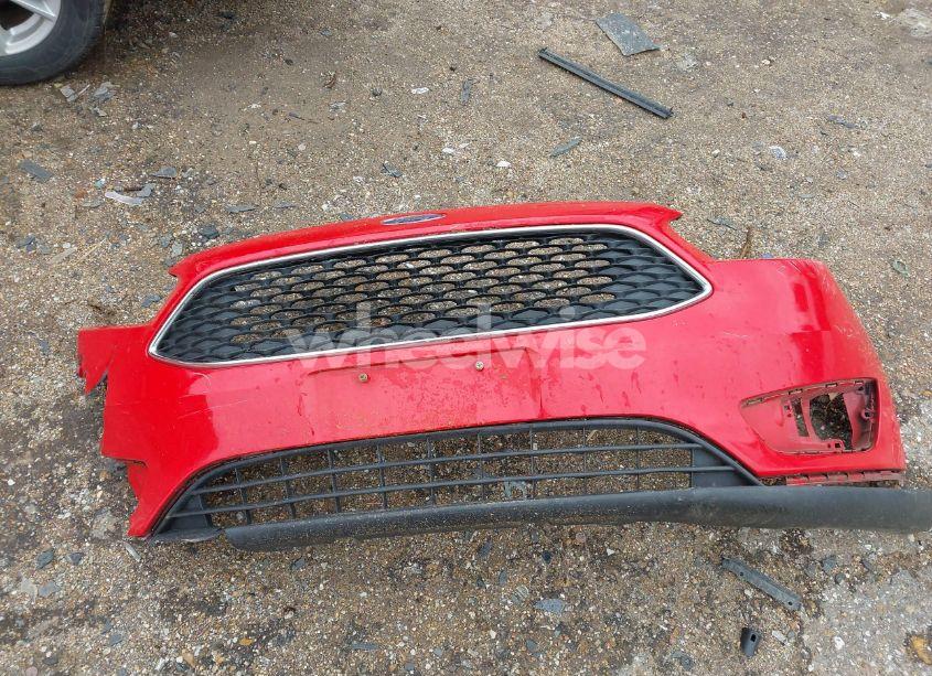 Photo 12 of 2015 Ford Focus SE (VIN 1FADP3F23FL249705)