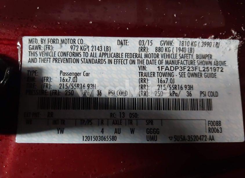 Photo 9 of 2015 Ford Focus SE (VIN 1FADP3F23FL251972)