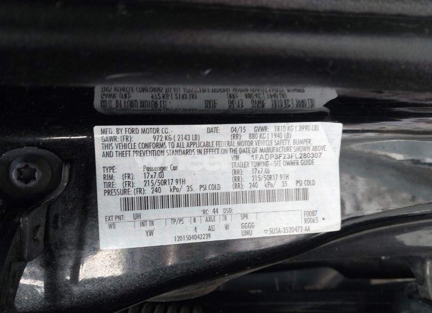 Photo 9 of 2015 Ford Focus SE (VIN 1FADP3F23FL280307)