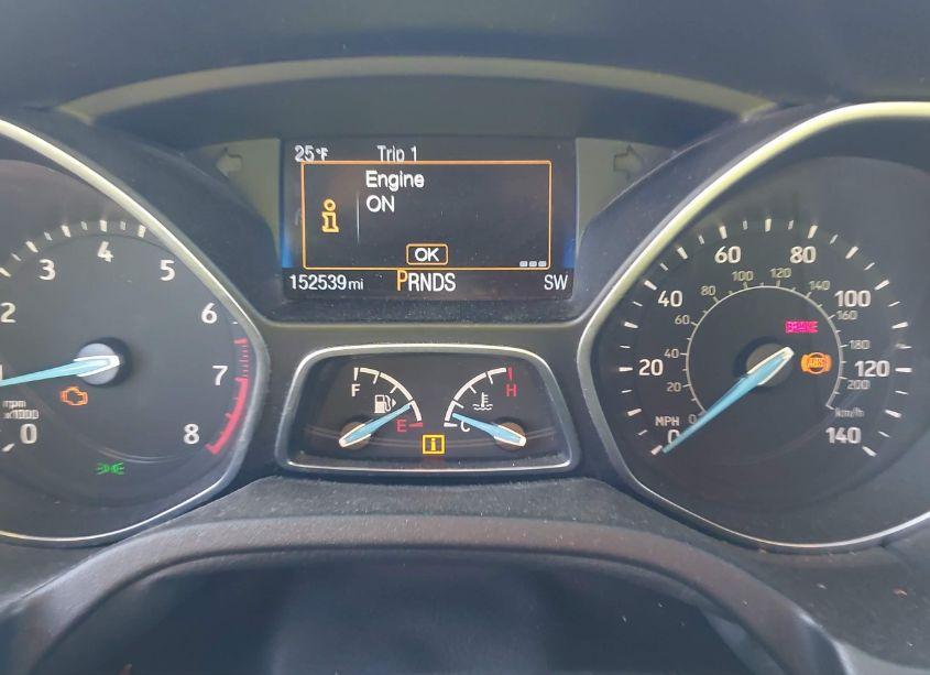 Photo 7 of 2015 Ford Focus SE (VIN 1FADP3F23FL305724)