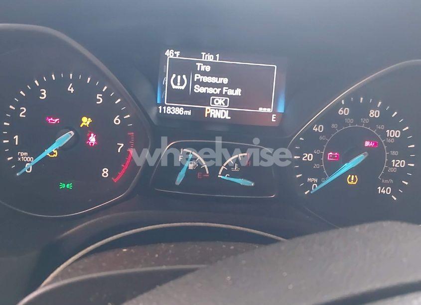 Photo 7 of 2015 Ford Focus SE (VIN 1FADP3F23FL318084)