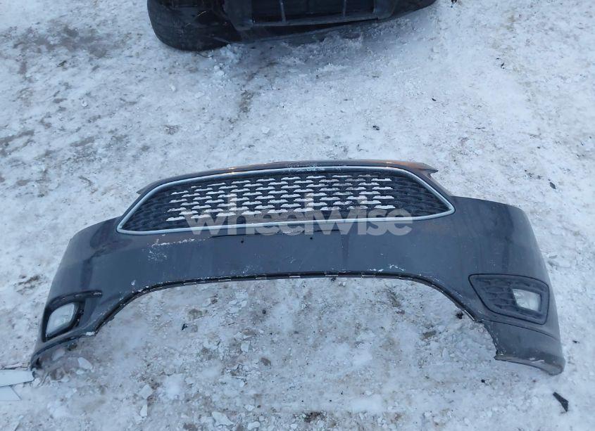 Photo 12 of 2015 Ford Focus SE (VIN 1FADP3F23FL333961)