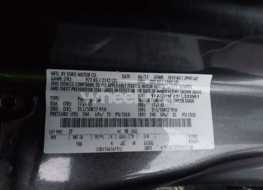 Photo 9 of 2015 Ford Focus SE (VIN 1FADP3F23FL333961)