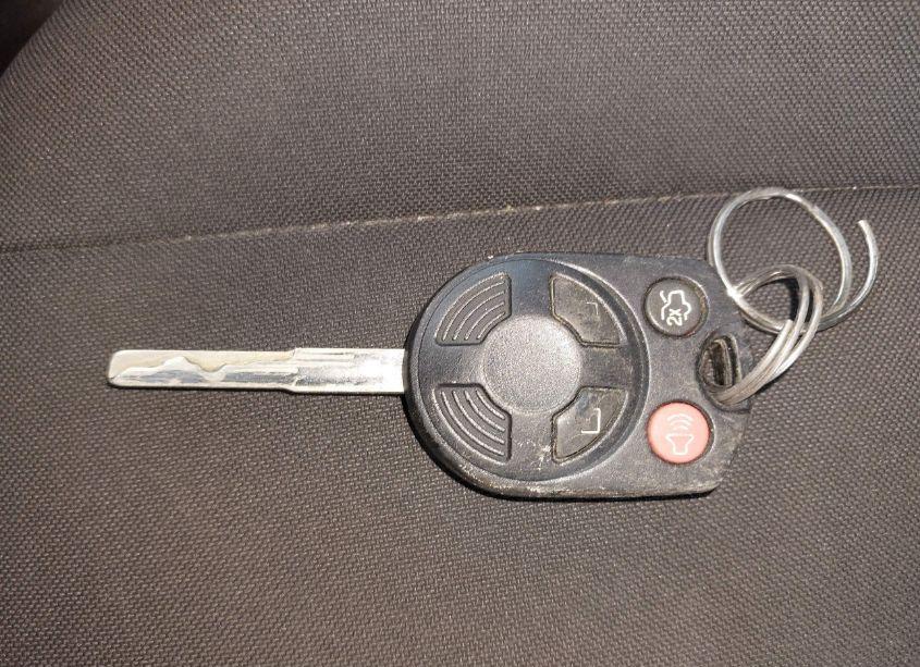 Photo 11 of 2015 Ford Focus SE (VIN 1FADP3F23FL334690)