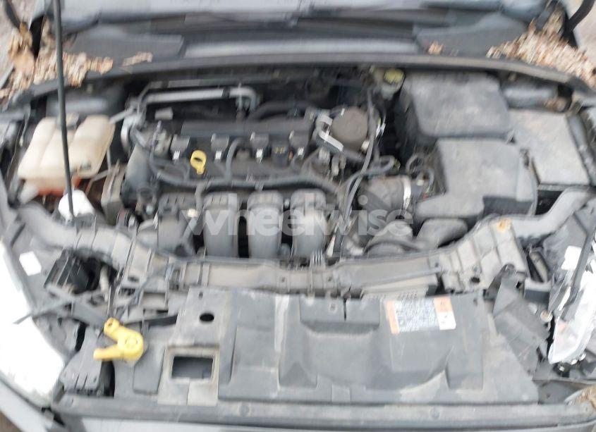 Photo 10 of 2015 Ford Focus SE (VIN 1FADP3F23FL336536)