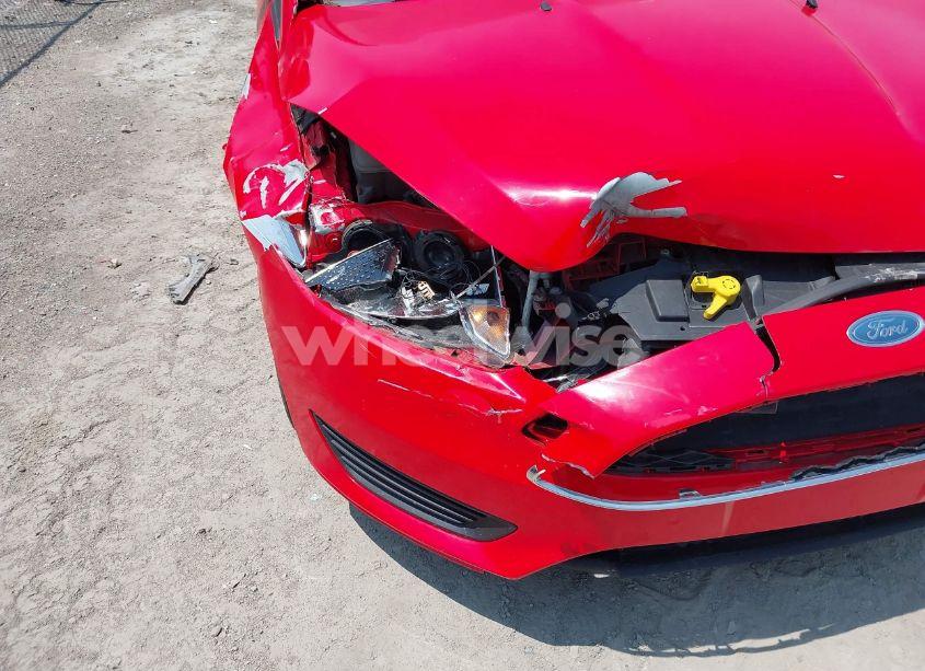 Photo 6 of 2015 Ford Focus SE (VIN 1FADP3F23FL354468)