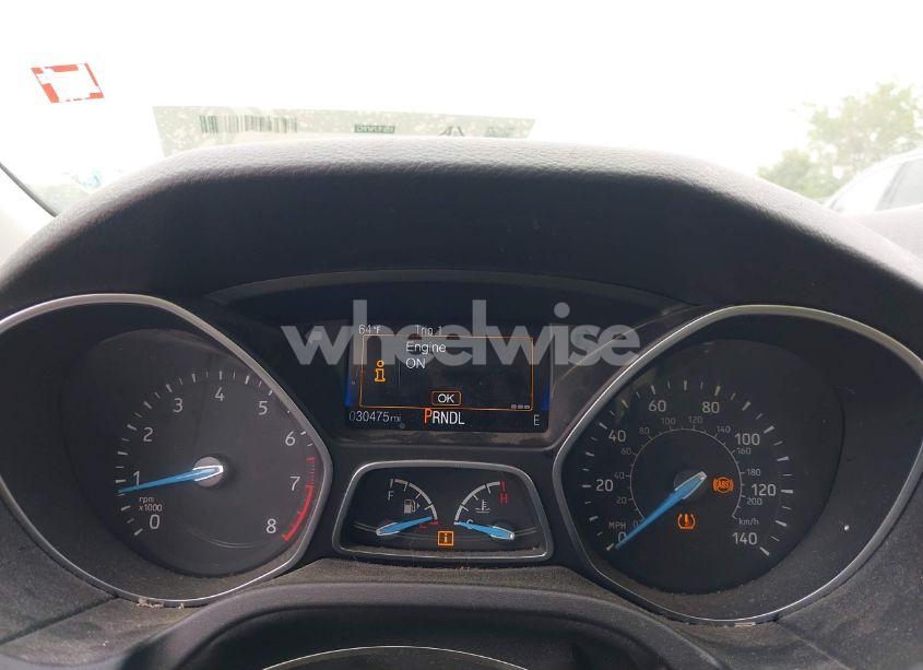 Photo 7 of 2015 Ford Focus SE (VIN 1FADP3F23FL374137)