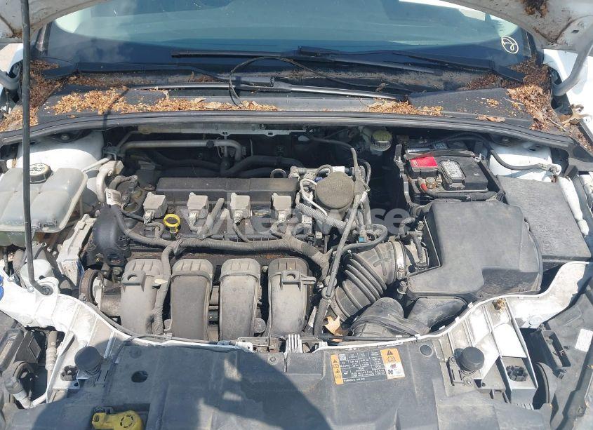 Photo 10 of 2015 Ford Focus SE (VIN 1FADP3F23FL374767)