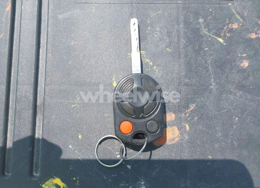 Photo 11 of 2015 Ford Focus SE (VIN 1FADP3F23FL374767)