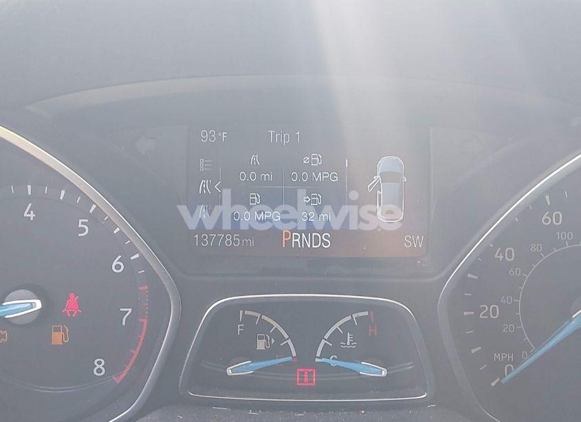 Photo 12 of 2015 Ford Focus SE (VIN 1FADP3F23FL374767)