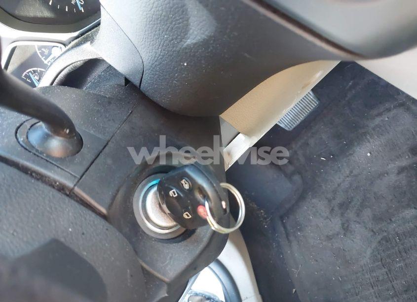 Photo 11 of 2016 Ford Focus SE (VIN 1FADP3F23GL201445)