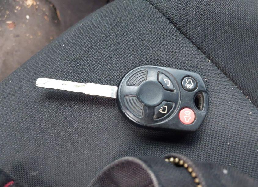 Photo 11 of 2016 Ford Focus SE (VIN 1FADP3F23GL239919)