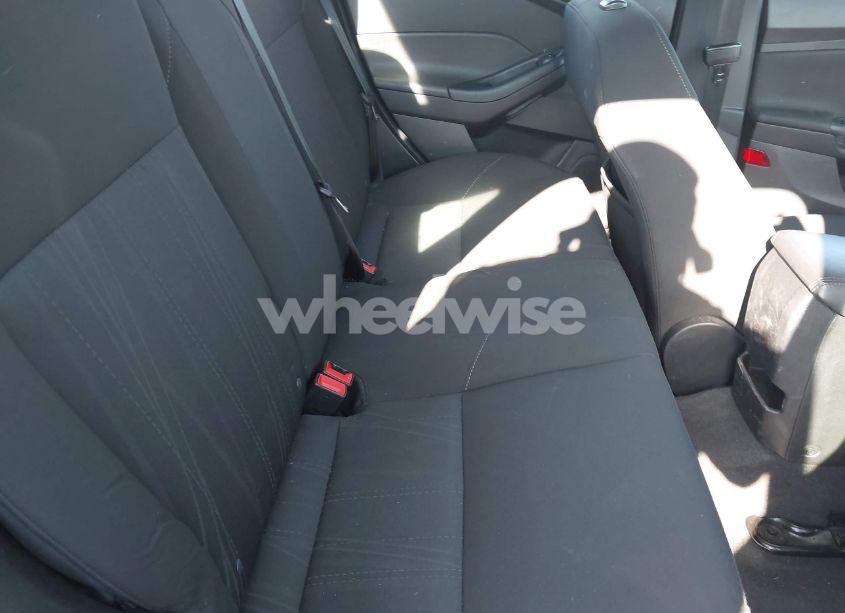 Photo 8 of 2016 Ford Focus SE (VIN 1FADP3F23GL252346)