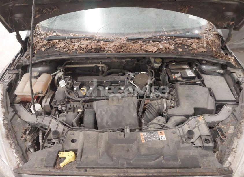 Photo 10 of 2016 Ford Focus SE (VIN 1FADP3F23GL263928)