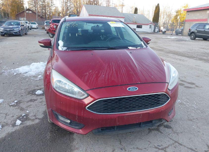 Photo 13 of 2016 Ford Focus SE (VIN 1FADP3F23GL273441)