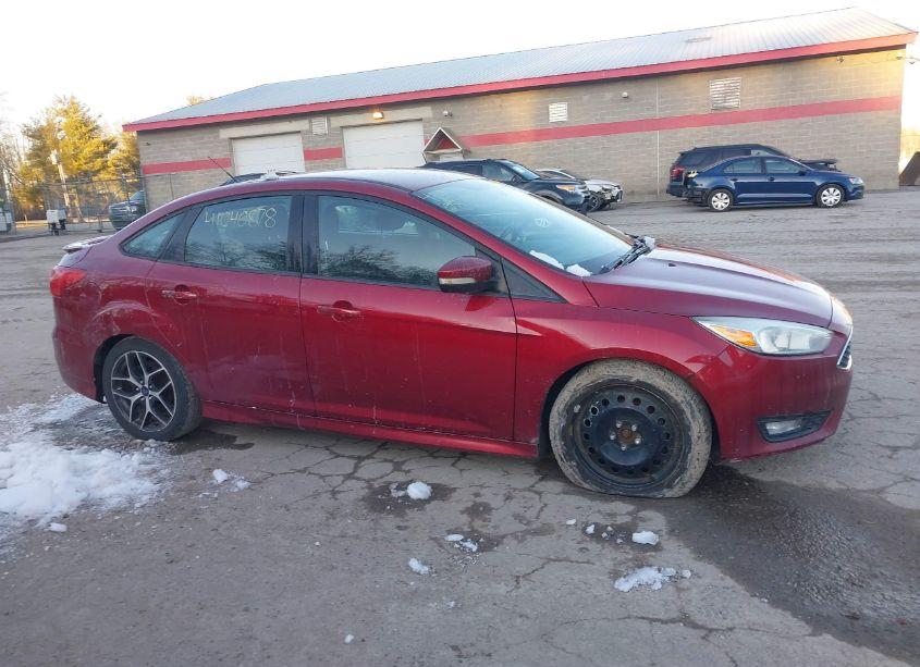 Photo 14 of 2016 Ford Focus SE (VIN 1FADP3F23GL273441)