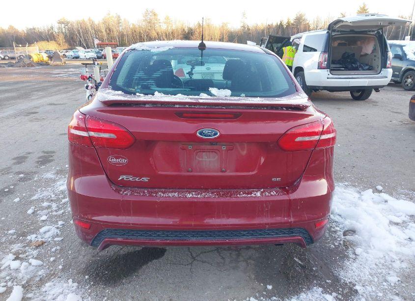 Photo 15 of 2016 Ford Focus SE (VIN 1FADP3F23GL273441)
