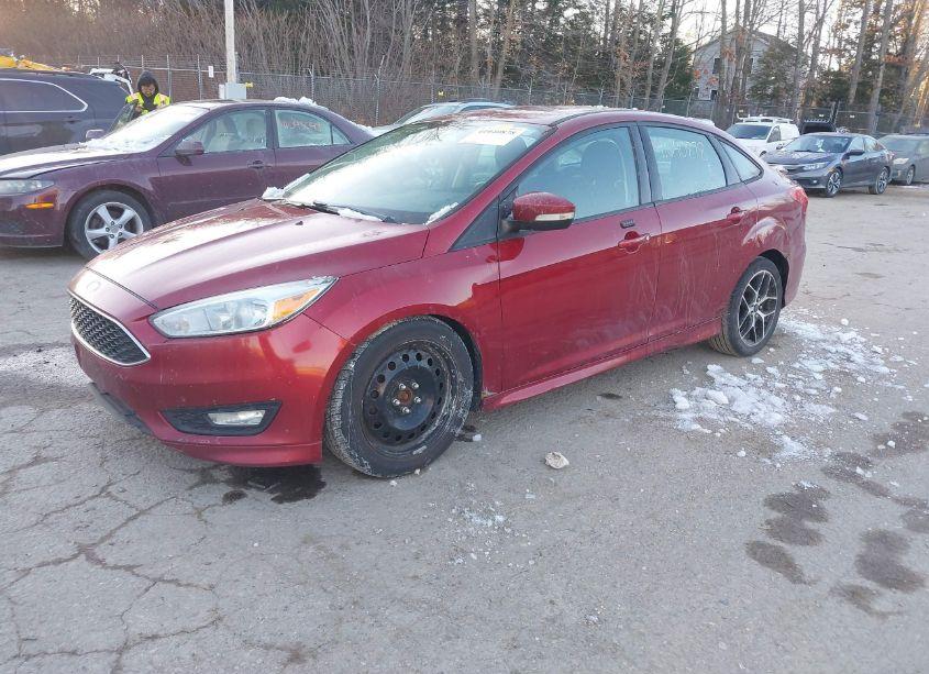 Photo 2 of 2016 Ford Focus SE (VIN 1FADP3F23GL273441)