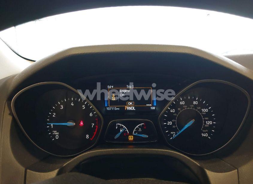 Photo 7 of 2016 Ford Focus SE (VIN 1FADP3F23GL277537)