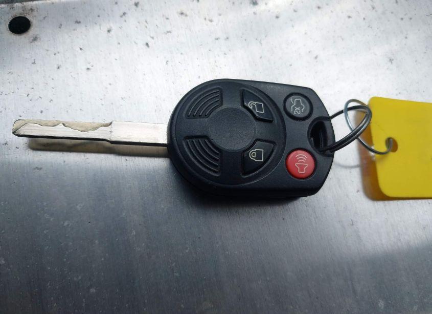 Photo 11 of 2016 Ford Focus SE (VIN 1FADP3F23GL282236)